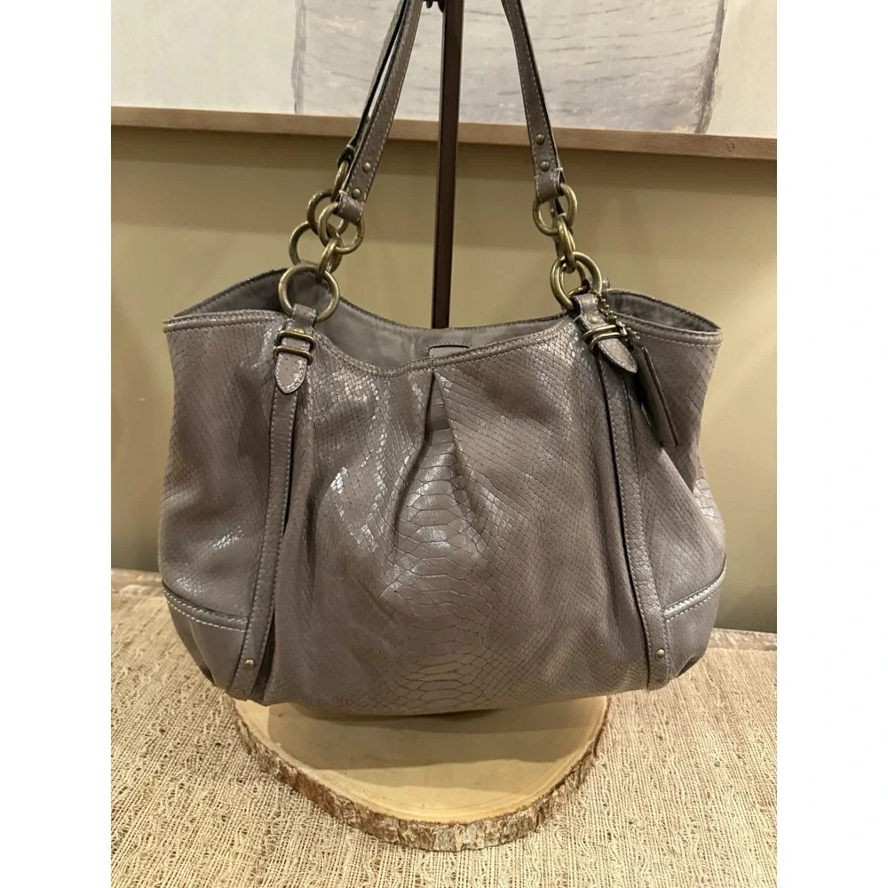 Coach Gray snakeskin Leather Embossed Triple Section Shoulder Bag‎ Purse 16834